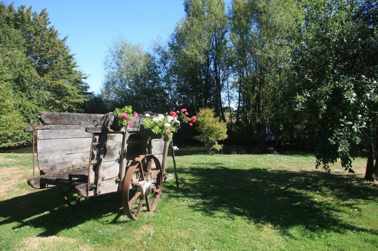 Les Bouts De Ralle Chambre D'Hotes Sainte-Osmane Exterior foto